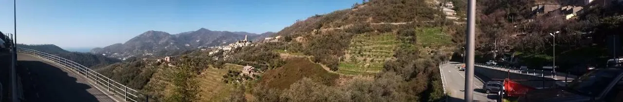 Tra le mura Levanto 0*,