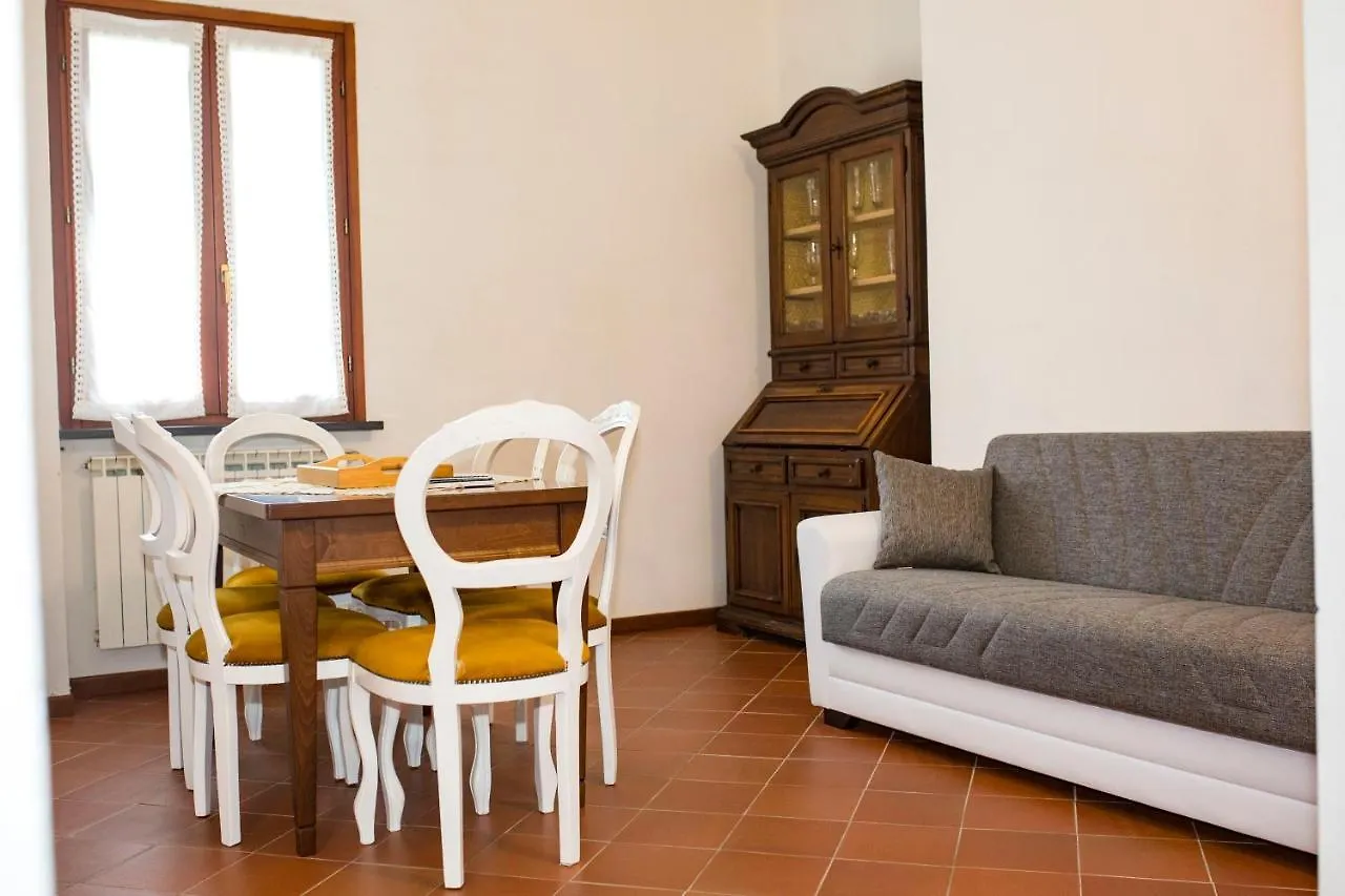 Tra le mura Levanto 0*,